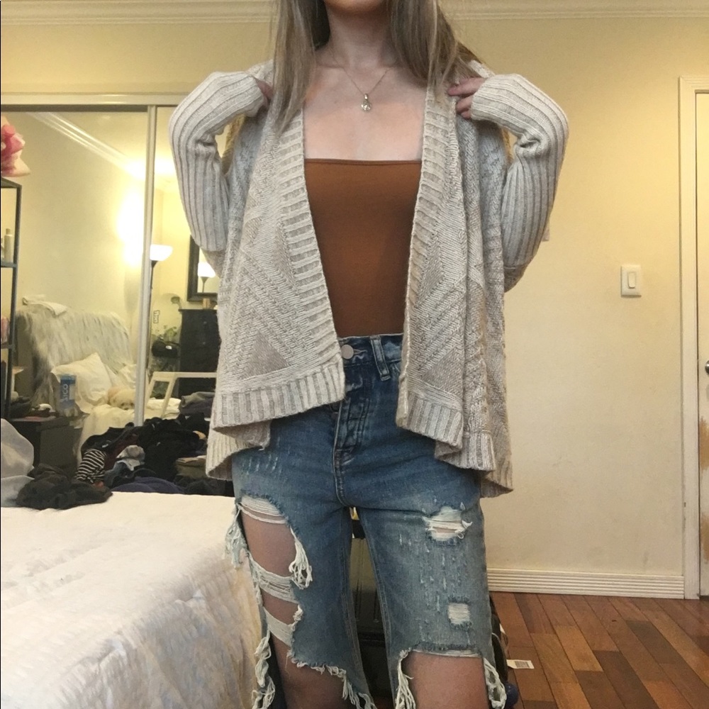 Knit cardigan